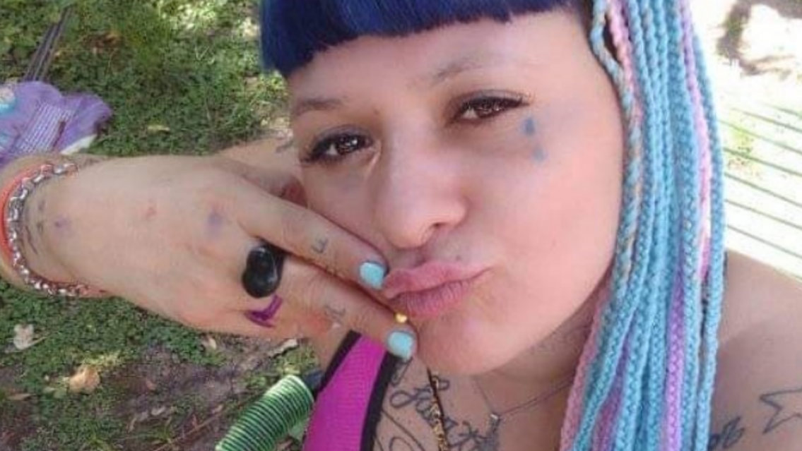 Quién es "La Chabona": La cantante que es furor en las redes, "las chicas quieren ser como ella"