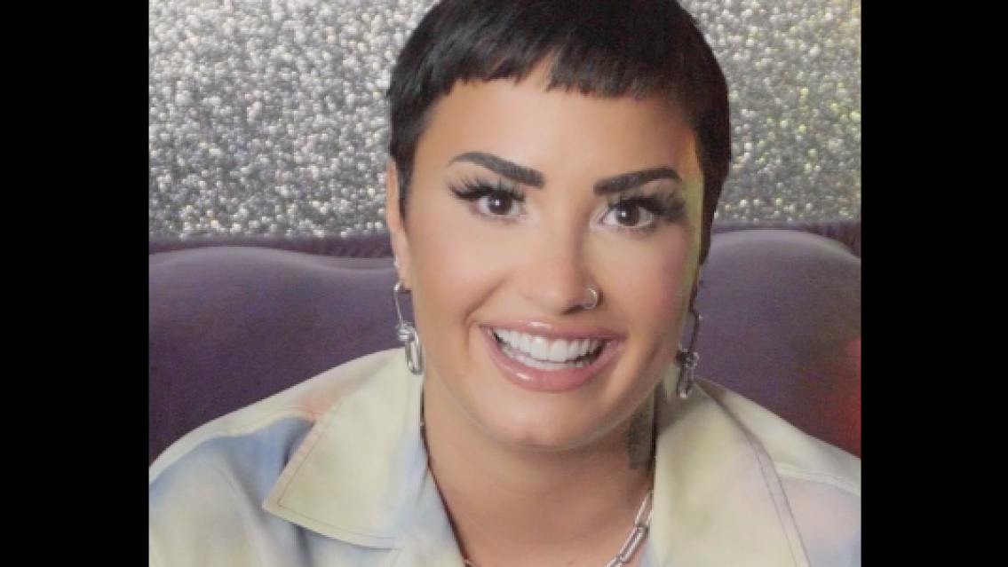 Demi Lovato se identifica como NO BINARIE y quiere que le digan "elle"