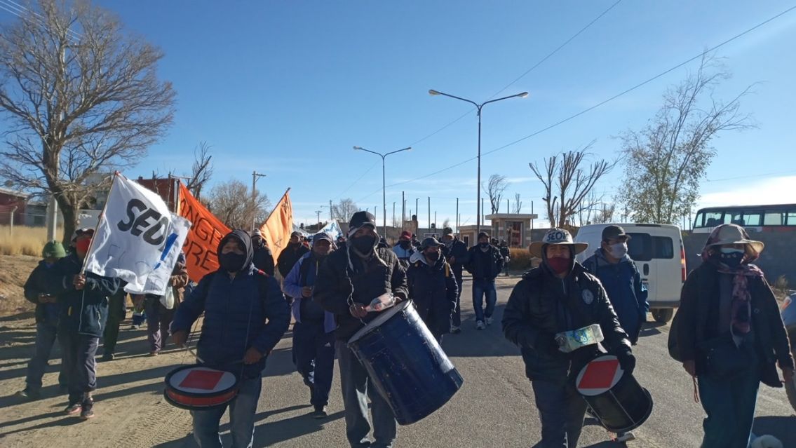 Marcha por los salarios dignos día dos: la lucha por la planta permanente