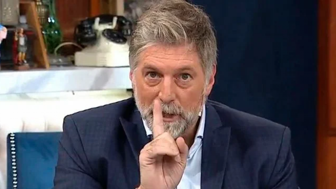 Le siguen soltando la mano a Horacio Cabak, también se va de Polémica en el bar