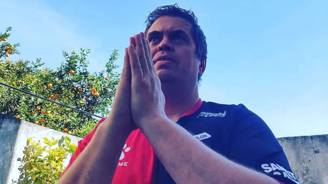 Totalmente loco, hizo estas promesas si Col�n ganaba... Ahora no sabe d�nde meterse