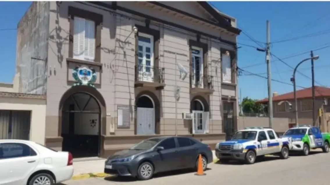 Son todo lo que est� mal. Polic�as golpearon a un hombre que termin� agonizando hasta la muerte