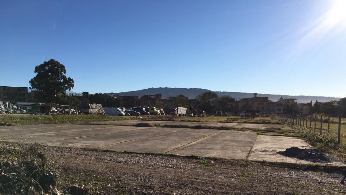 Clausuraron feria mayorista en Jujuy y siguieron trabajando como si nada