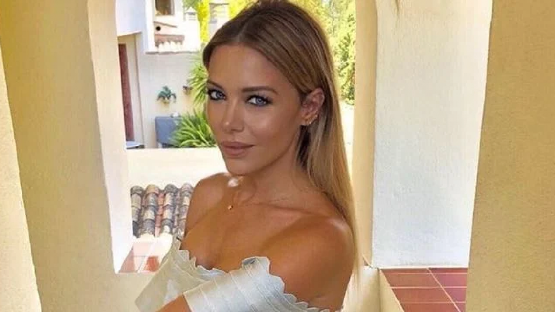 Nunca es tarde, por fin se recibió Evangelina Anderson. Lo celebró en redes