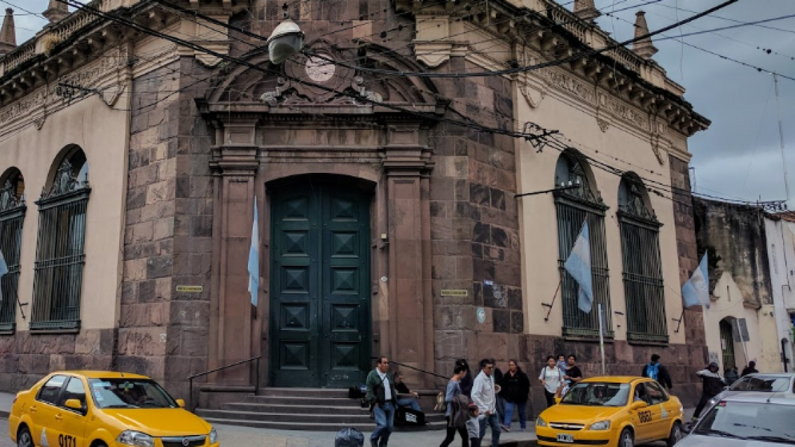 Cierran los bancos por cuatro d�as en noviembre: cu�ndo ser� y qu� operaciones se ver�n afectadas