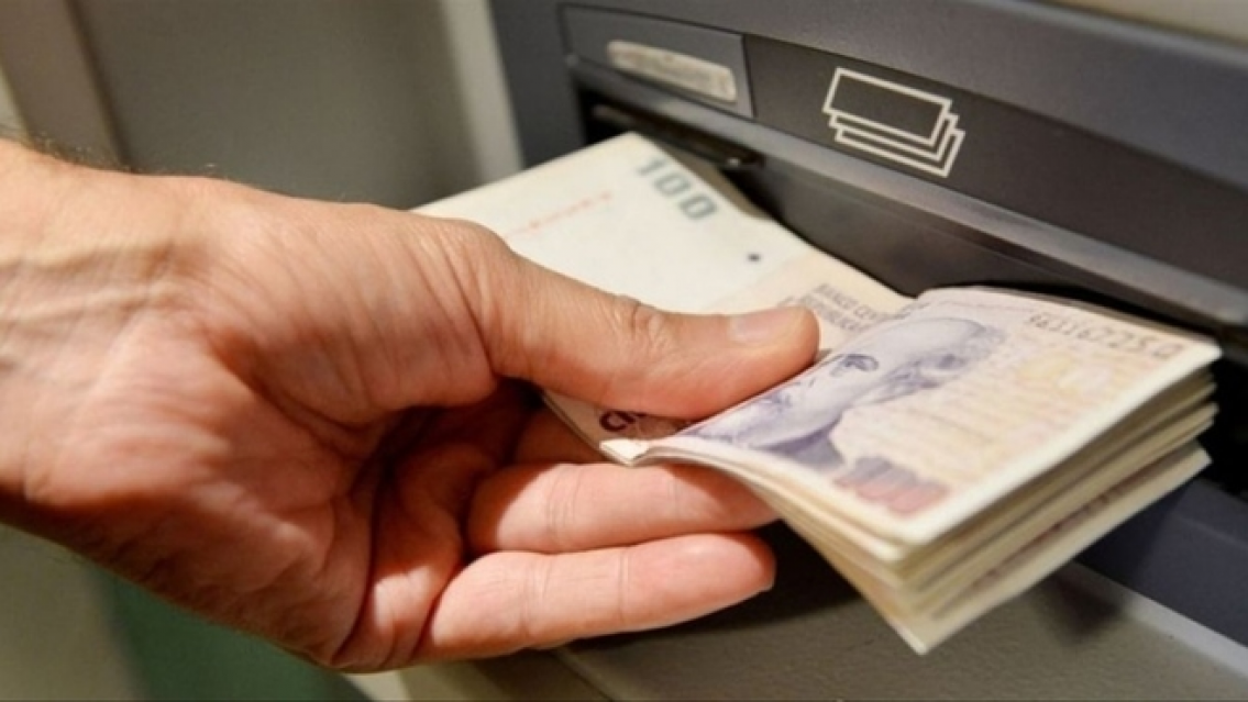 Aguinaldo con un 12% más para jubilados. ¿Cuándo cobran los pensionados? Todo este mes