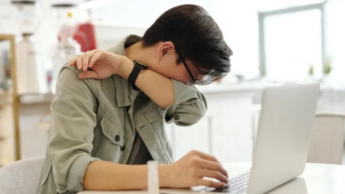 �Atenci�n! Este es el s�ntoma m�s com�n entre las personas vacunadas contra el covid