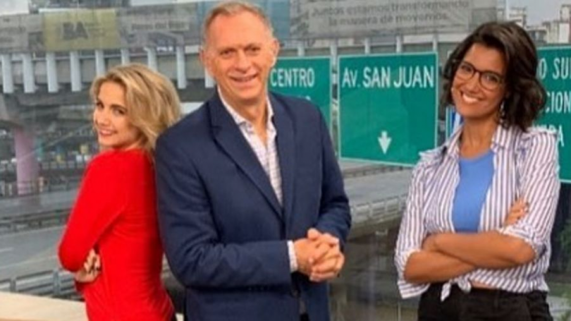 Destape hot de Naza Di Serio. La periodista del Grupo Clar�n mostr� sus tatuajes ocultos a simple vista