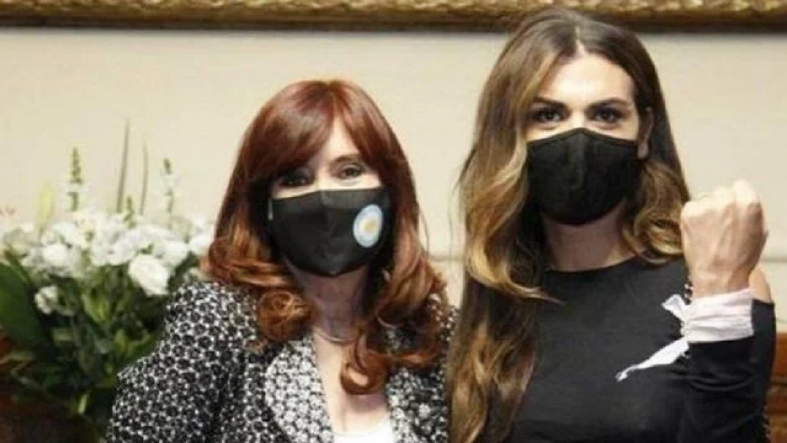 "Es posible gracias a un Gobierno Popular", Flor de la V sobre el cupo laboral trans