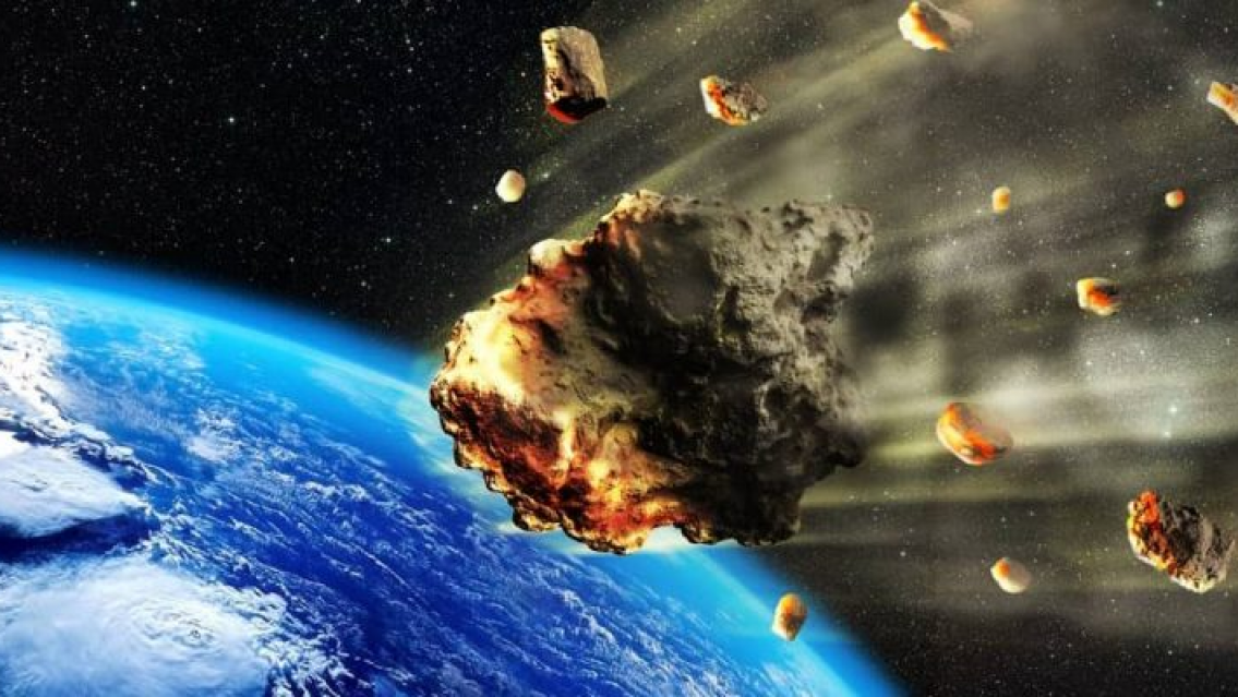 Captaron el momento exacto en que un meteorito entra en la Tierra. ¡Iluminó todo el cielo!