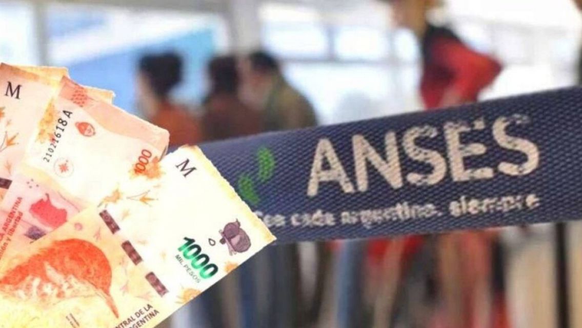 ANSES pagar� un bono de $31.400 a empleados en blanco: c�mo acceder