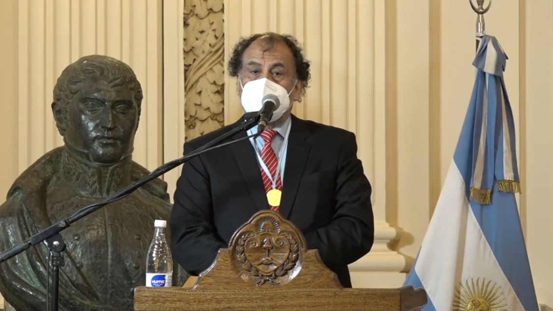 Tras el escándalo, Álvarez García no renunciará: "Sería abandonar el barco"