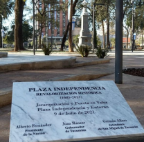 Vergüenza: error ortográfico en la placa de una plaza norteña. Homenaje fallido