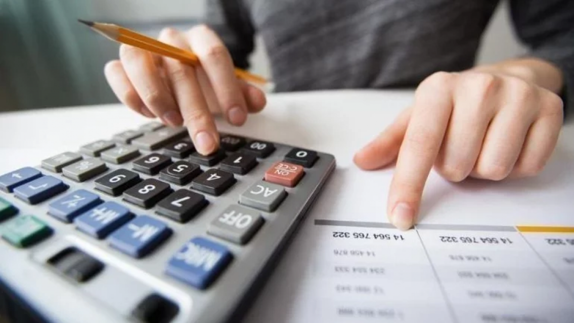 Si sos monotributista, así tenés que hacer para que Afip te devuelva lo que cobró de más