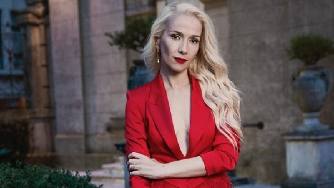 Natalia Oreiro homenaje� a Eva Per�n, algunos la criticaron, otros est�n a favor de su arte