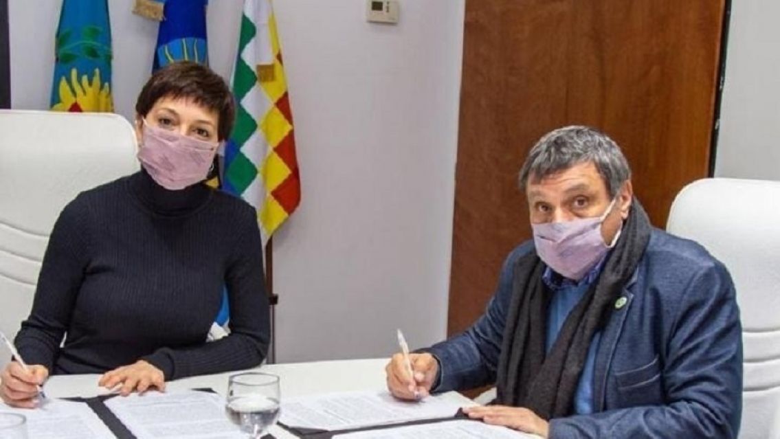 ¿Y la UNJu? El rector de gira, se mete de lleno en la campaña