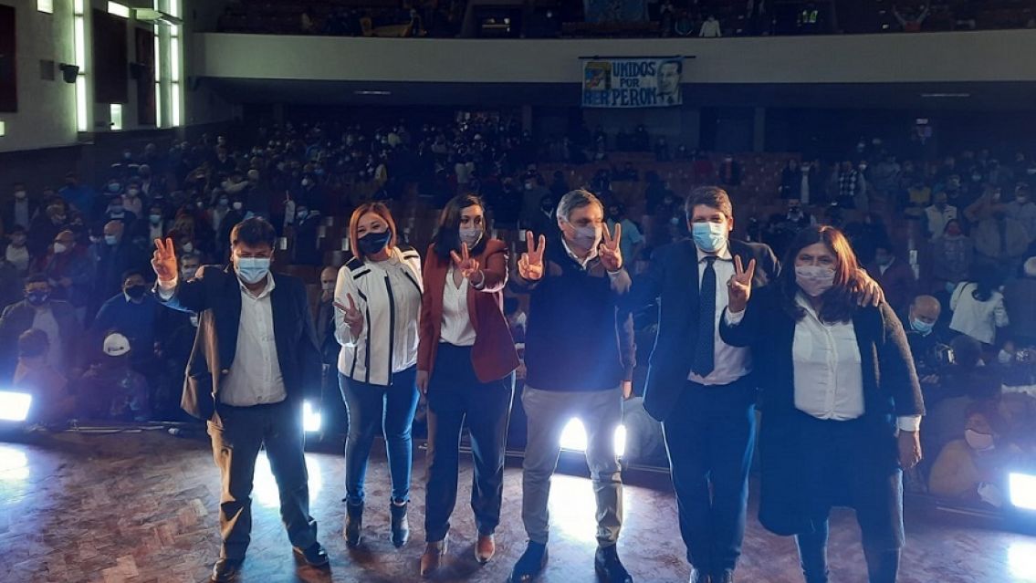 El Frente de Todos present� sus precandidatos en Palpal�