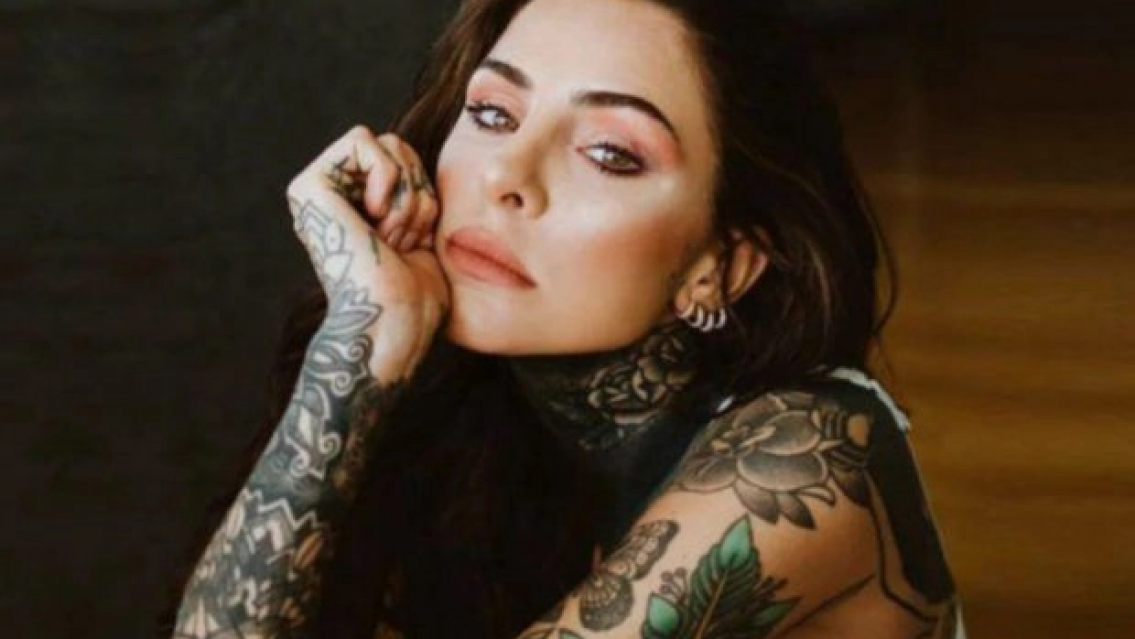 Escracharon a Cande Tinelli por no cumplir con canjes. "Le mandaron cosas y no publicó nada"