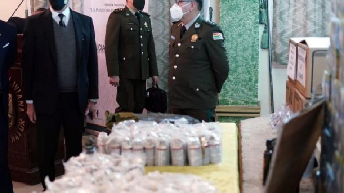 Hallaron 40 mil municiones m�s que mand� Macri para el Golpe de Estado en Bolivia