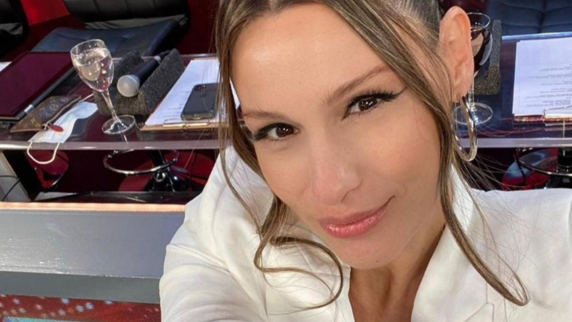 Pampita se hart� de las cr�ticas: "est� bien sentirse mal, cansada, despeinada"