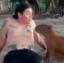 Humedales: A favor de la ley, Pablito Lescano se sacó una foto con un carpincho