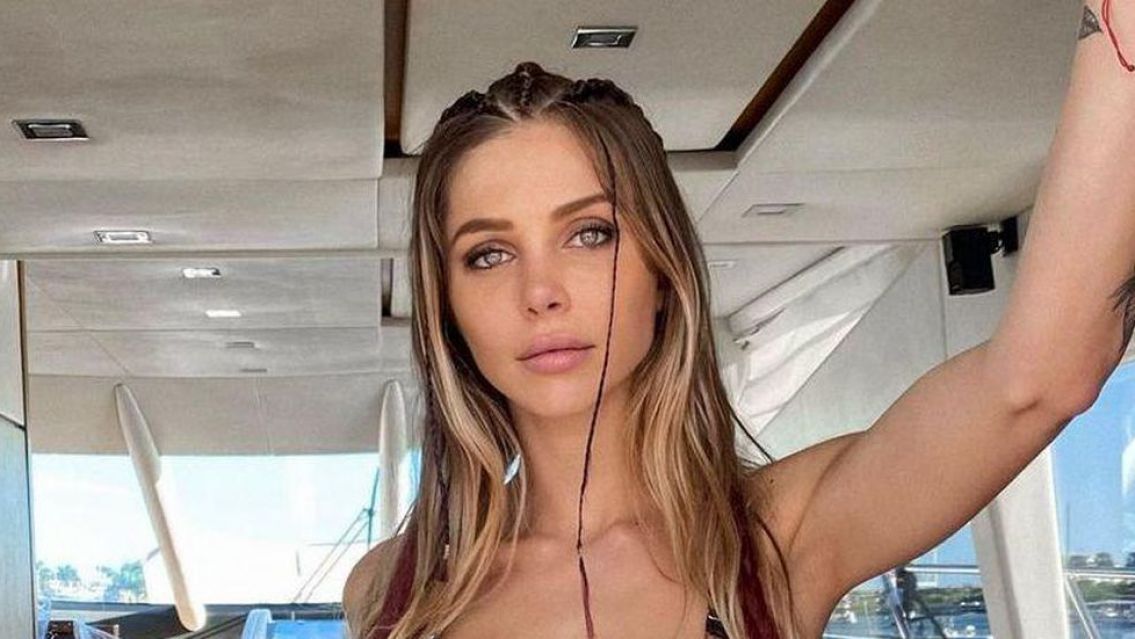 Las fotos hot de Romina Malaspina y sus amigas: en microbikini bajo el sol