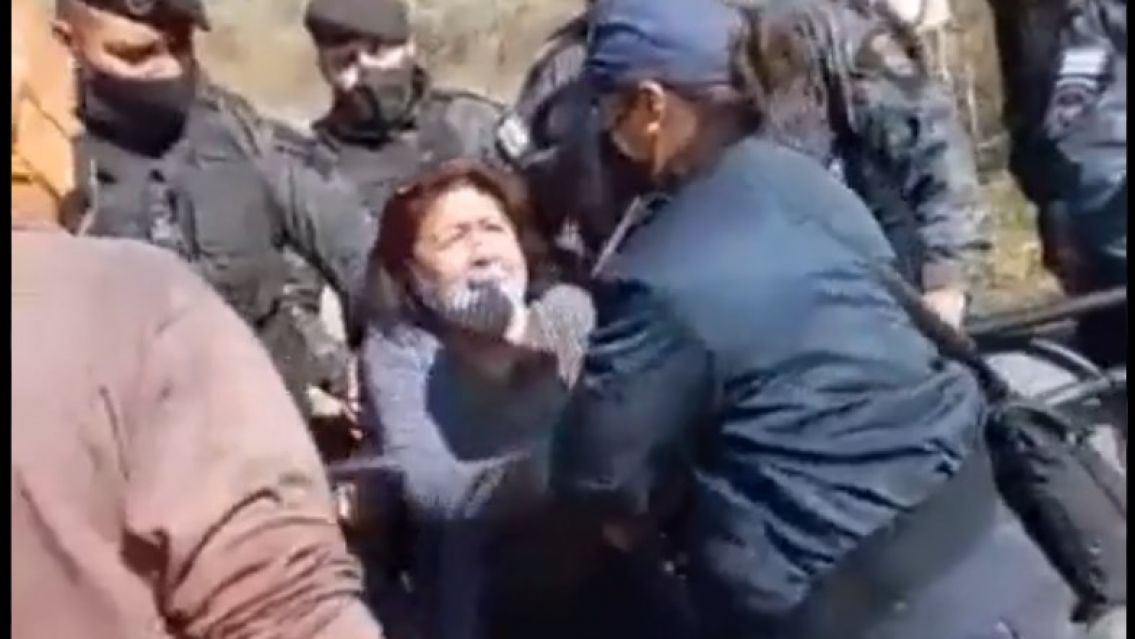 Diputada denuncia desalojos ilegales en Jujuy: "Seis patrulleros para violentar"