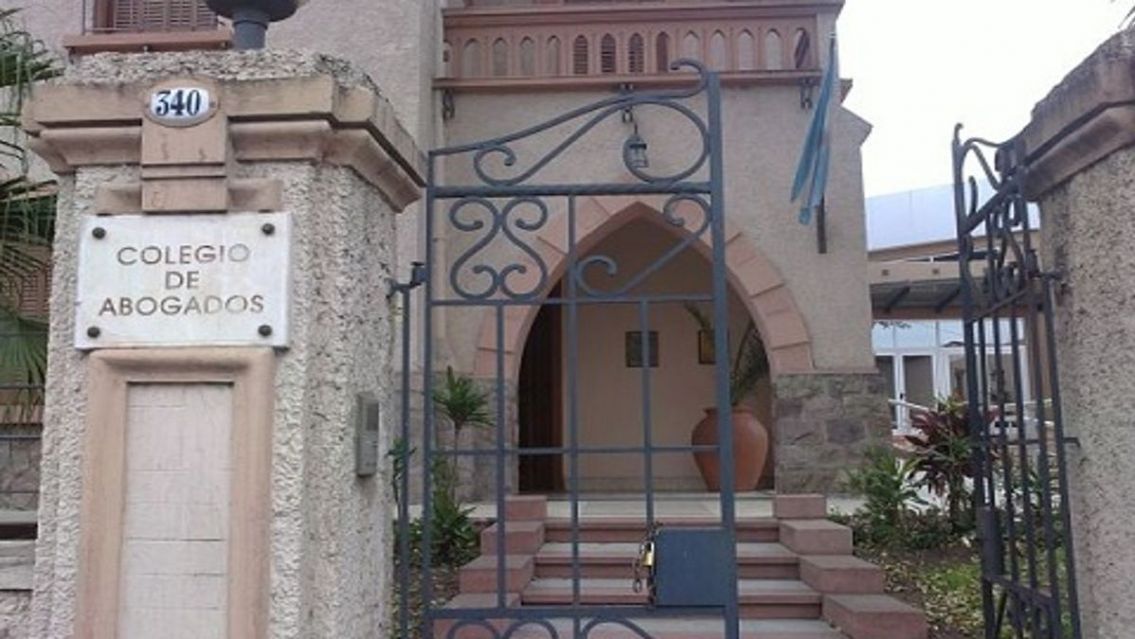 El Colegio de Abogados repudió el avasallamiento de la Justicia jujeña a Huespe