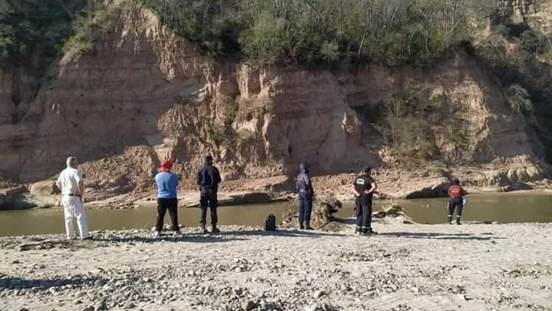 [URGENTE] Juje�o muri� ahogado en el r�o Bermejo: Lo encontraron en Or�n
