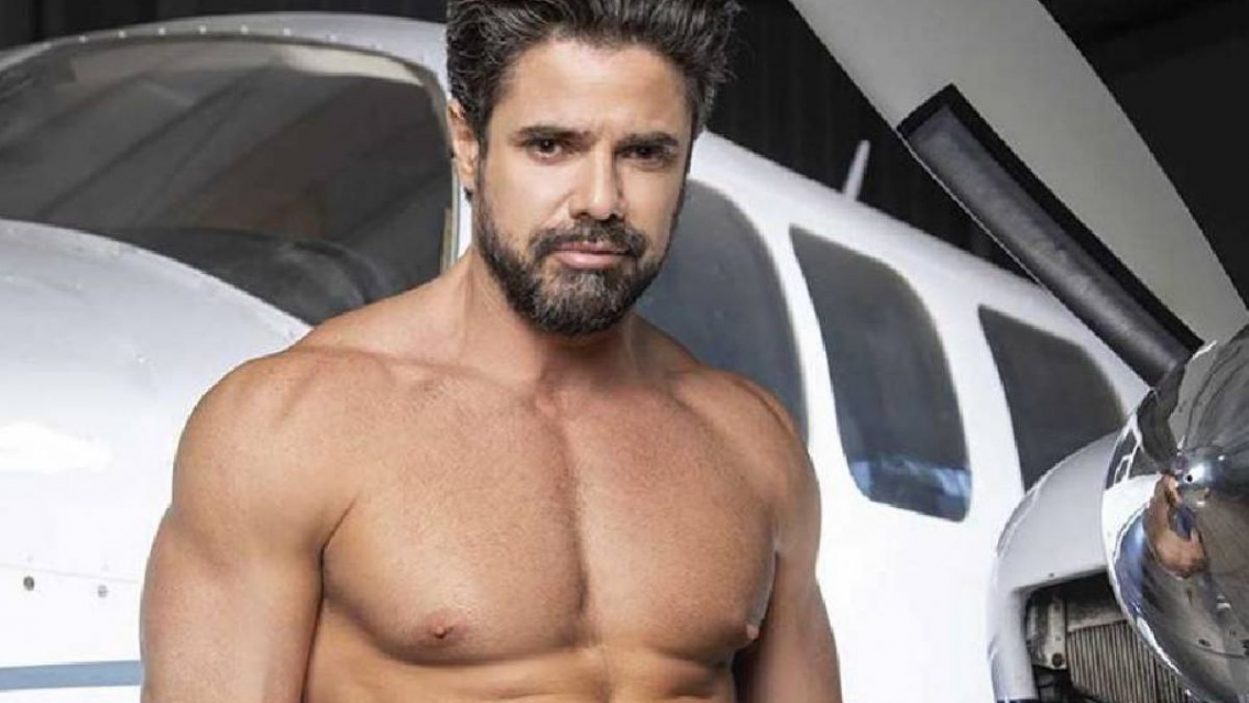 Luciano Castro a los besos con una joven influencer. Se los pescó In Fraganti