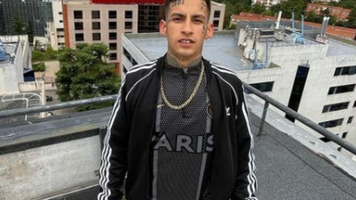 Desde champagne hasta una Play 5: la lista completa con las exigencias de L-Gante