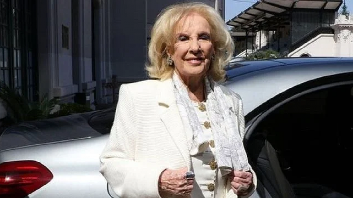 El insólito pedido de Mirtha Legrand desde el sanatorio. Sigue internada