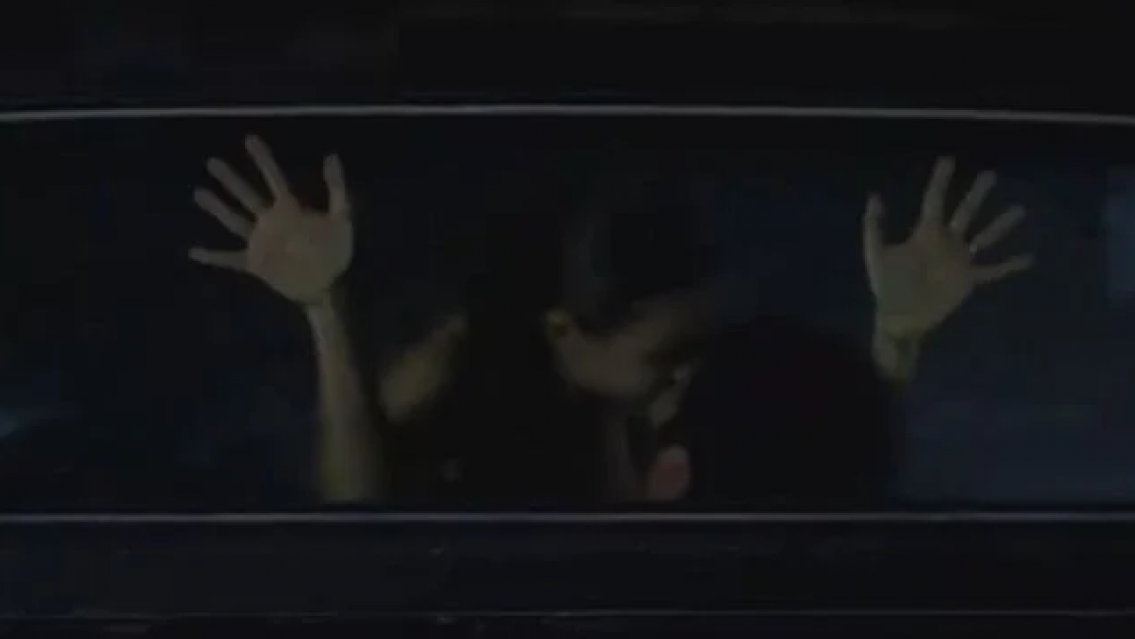 La escena sexual de Agustina Cherri y Gonzalo Heredia. En un auto