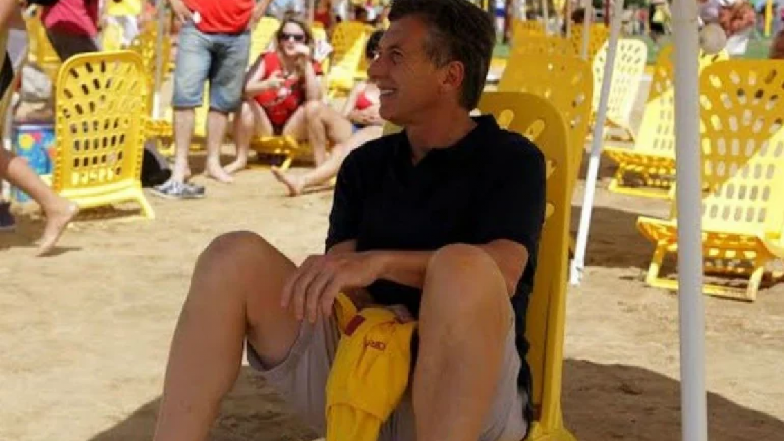 Mauricio Macri habló de la reposera: "Se lo agradezco a papá"