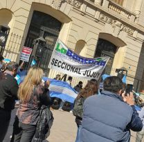 Bancarios conquistaron otro aumento y el mínimo es de casi medio palo