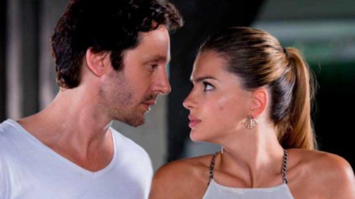 "Es una pu..." Vicuña destrozó a la China Suárez, qué dicen los chats del actor con Wanda Nara