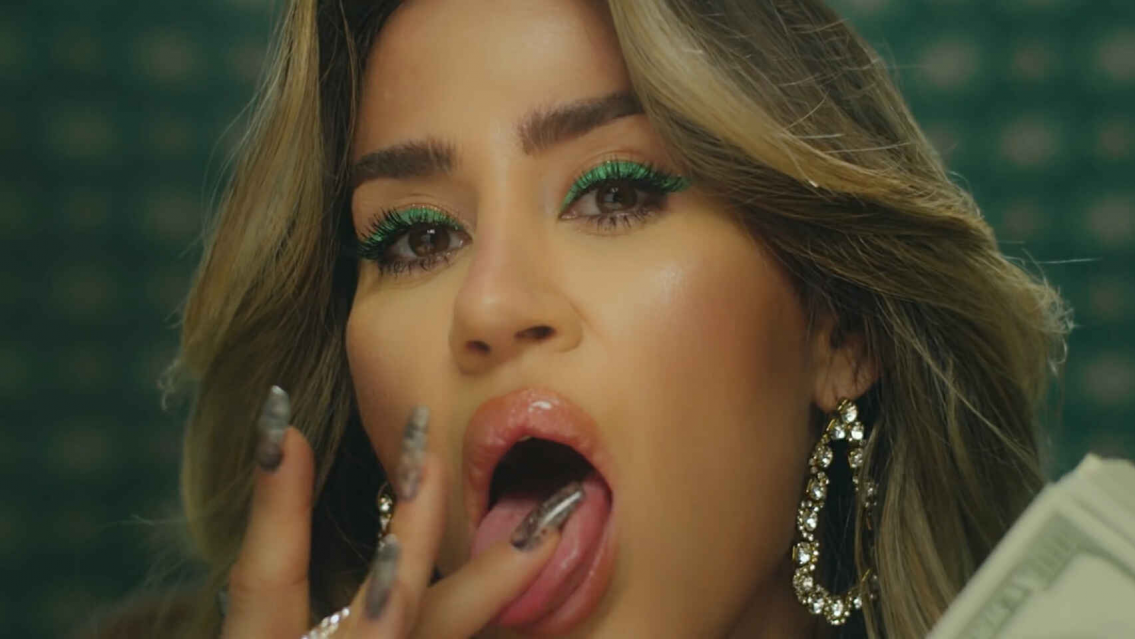 "Te hac�s la feminista y ten�s due�o", fuerte cr�tica a Jimena Bar�n. "Feminismo de cart�n"