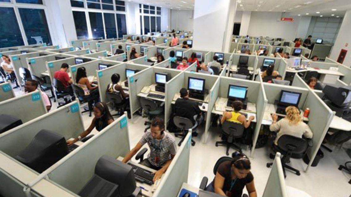 Trabaj� en un call center YA. Pocas horas y buen sueldo. �Mand� tu CV!