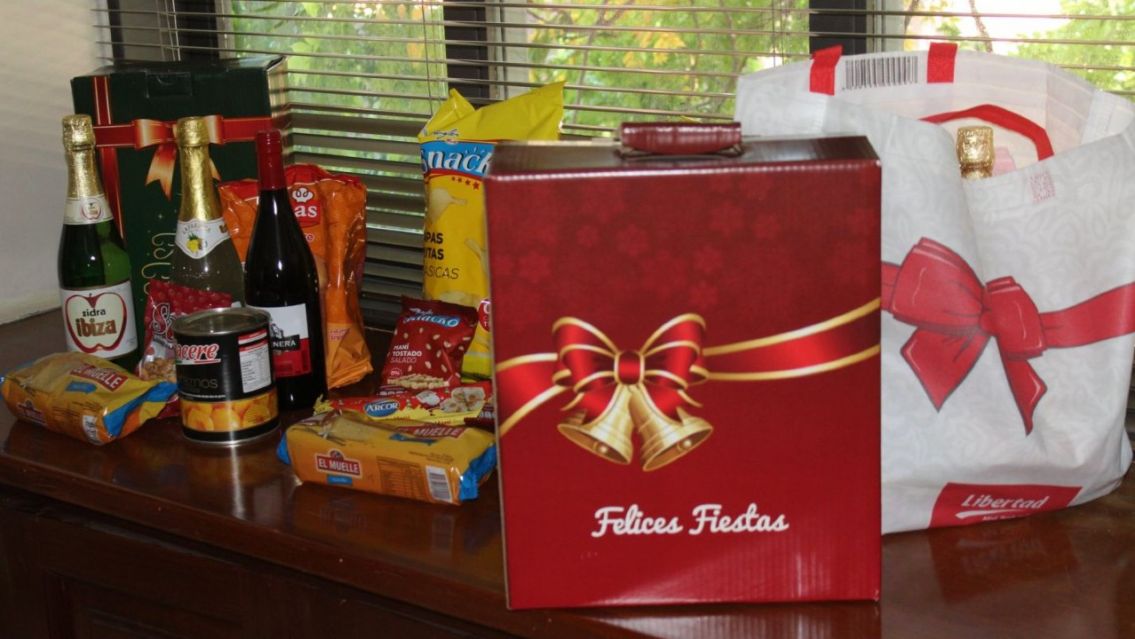 El Gobierno repartirá cajas navideñas: qué traen y a quiénes le darán