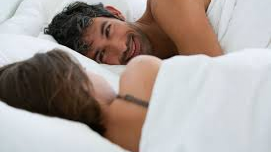 Lo que menos y m�s les gusta a las personasen la cama a la hora del sexo. �Cu�les el mejor horario para hacerlo?