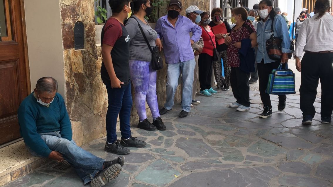 Se viene un aumento en las jubilaciones y bono para los que menos cobran