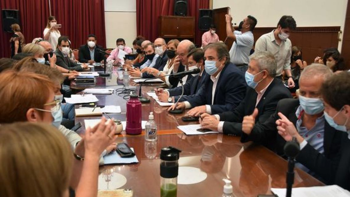 Presupuesto 2022 para Jujuy: legisladores analizaron la propuesta de 203 mil millones