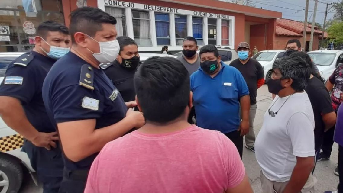 Se endurece el reclamo de remiseros en Palpalá: quieren aumento a toda costa