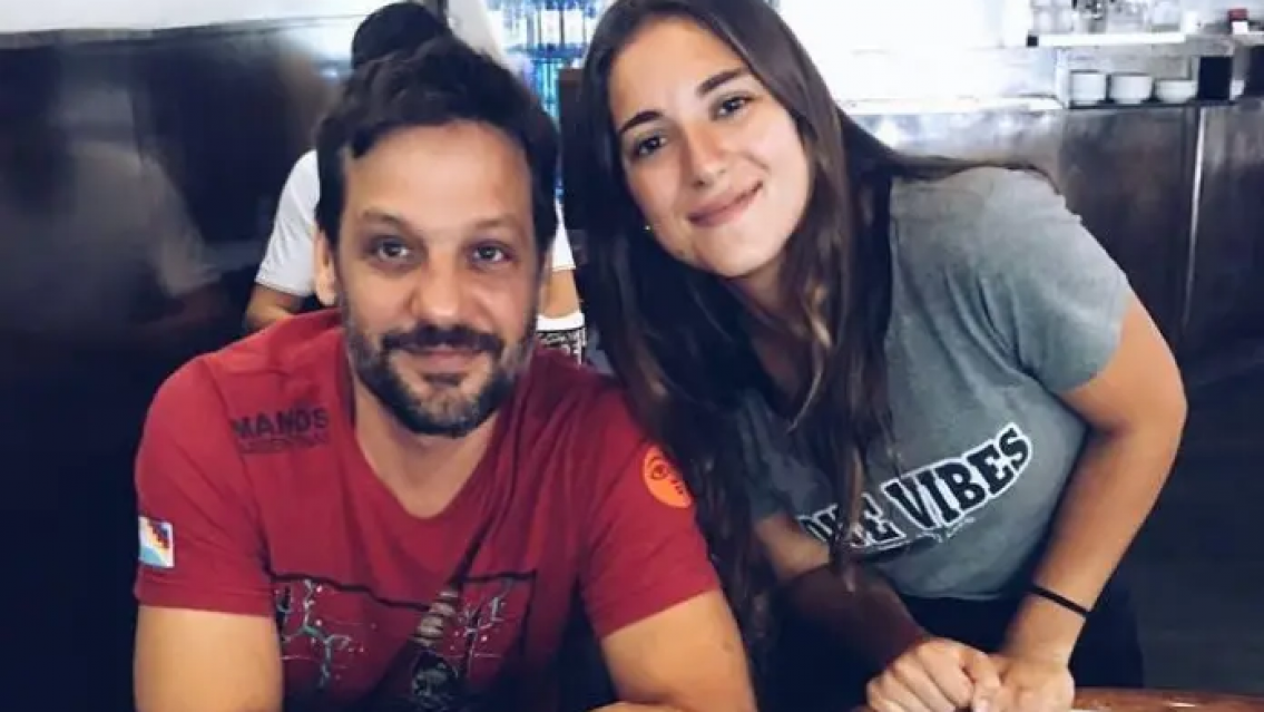 "Por rata", escrach� al actor Rodrigo de la Serna. Inesperado descargo de la mujer