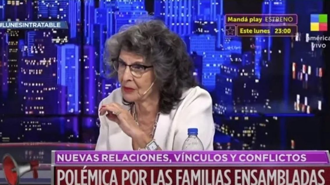 "Mamá, papá y hermanitos": duras críticas al homoodio de una psicóloga en TV