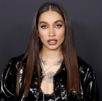 María Becerra: se la vio muy cariñosa con otra chica. En 2021 se separó escandalosamente de su novio