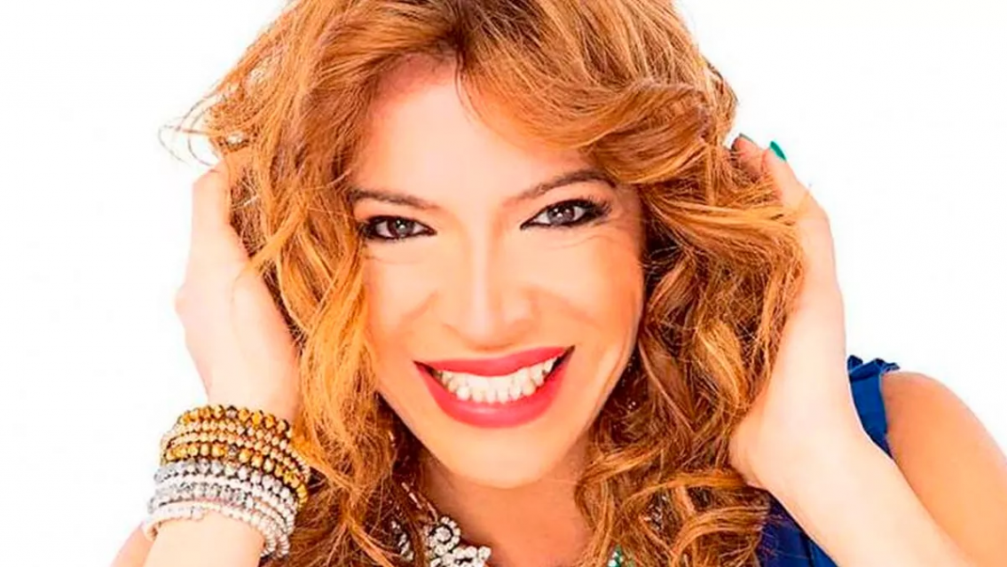 Lizy Tagliani se dio un chapuzón y sin querer, mostró sus partes íntimas