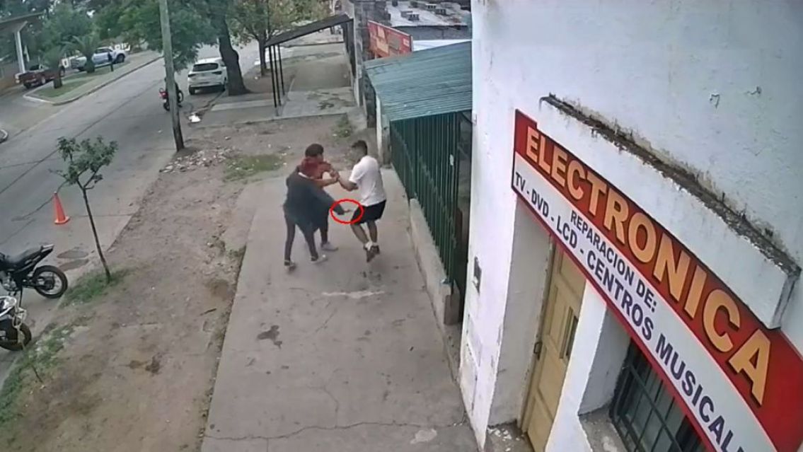 Jujeño asaltó a un menor, apuñaló a un policía y terminó preso