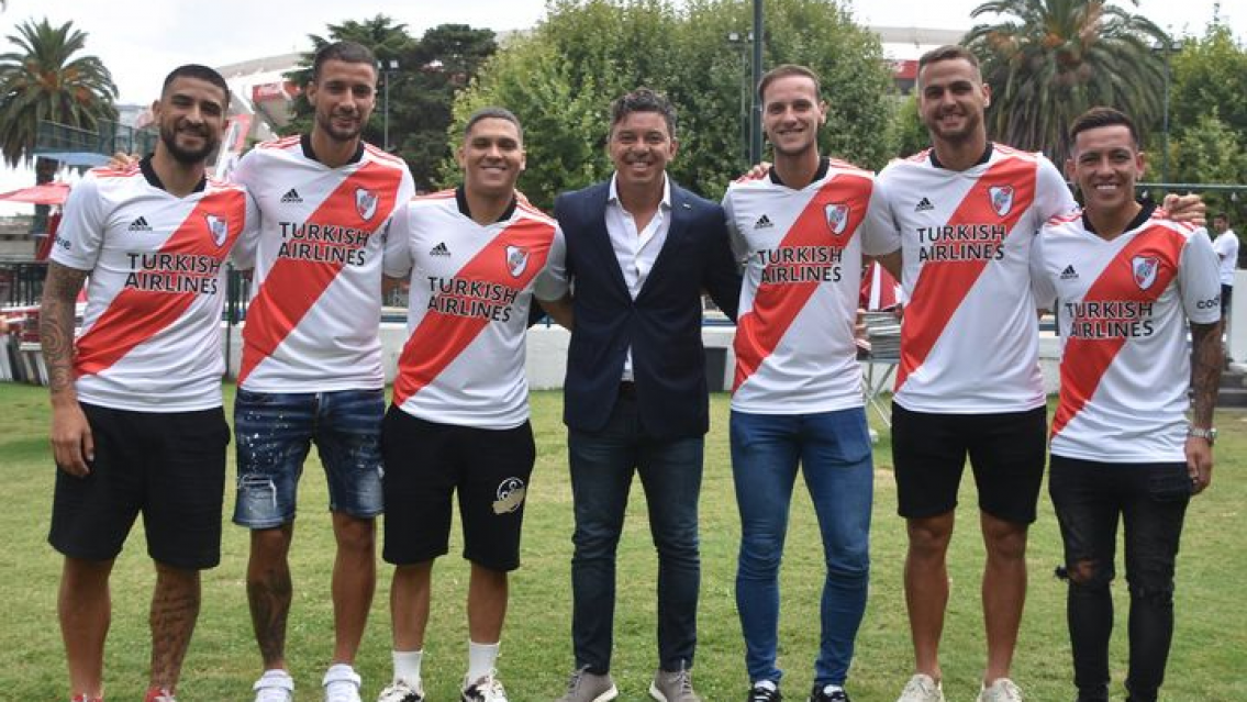 Es oficial: estos son los refuerzos de River Plate. La foto con Gallardo