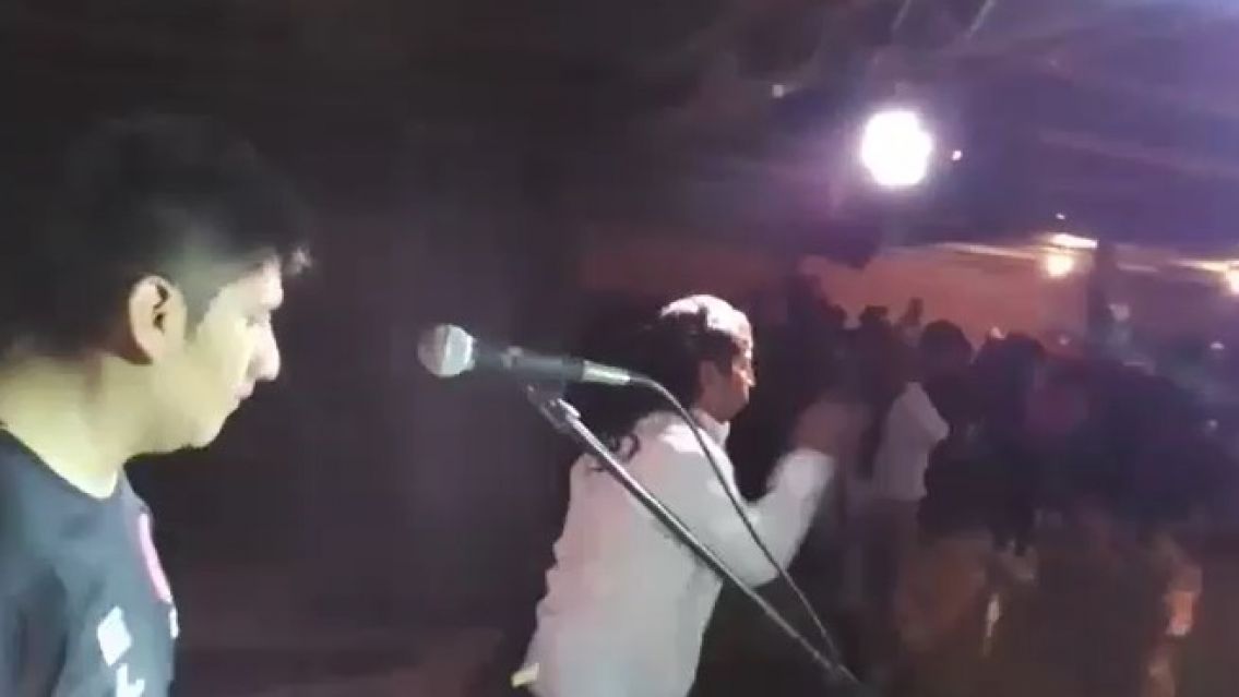 Lejos de casa y revent�ndola como pochoclo: la nueva vida de L�tigo